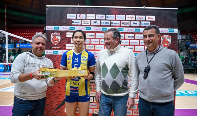 九游娱乐入口-轰19分夺MVP！中国女排22岁王牌闪耀意甲：下赛季当朱婷替身？