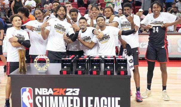 九游娱乐网站-夏季联赛正式落下大幕，哪些球员让人印象深刻