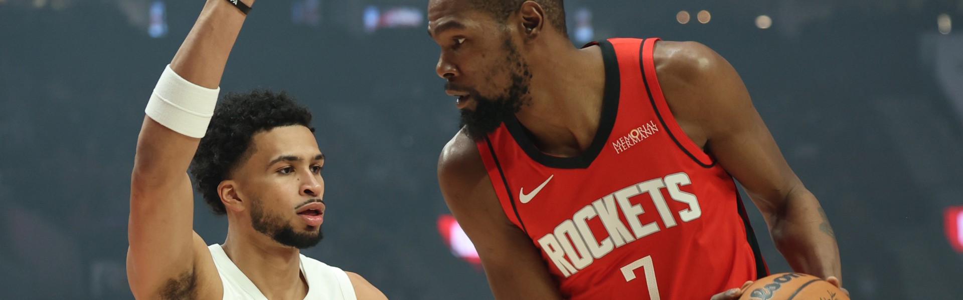 九游娱乐官方平台-杜兰特：张伯伦曾场均50分25板 你甚至无法想象有人能做到这些