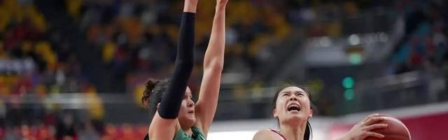 九游娱乐官网-打的啥呀？女篮加时险胜巴西，王思雨+刘禹彤合砍30分，多人打铁